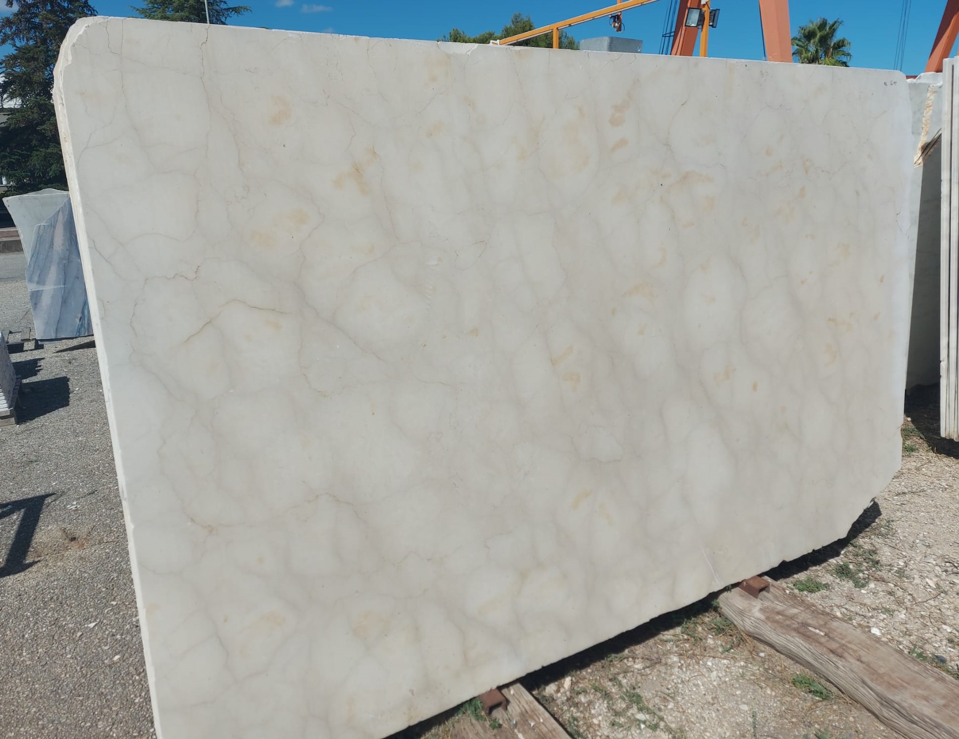 beige1